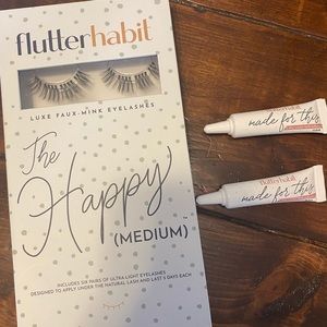 Flutterhabit Happy Medium Lashes with glue